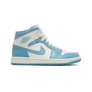 Women’s Air Jordan 1 Mid 'University Blue' SO CUTE worn once excellent condition